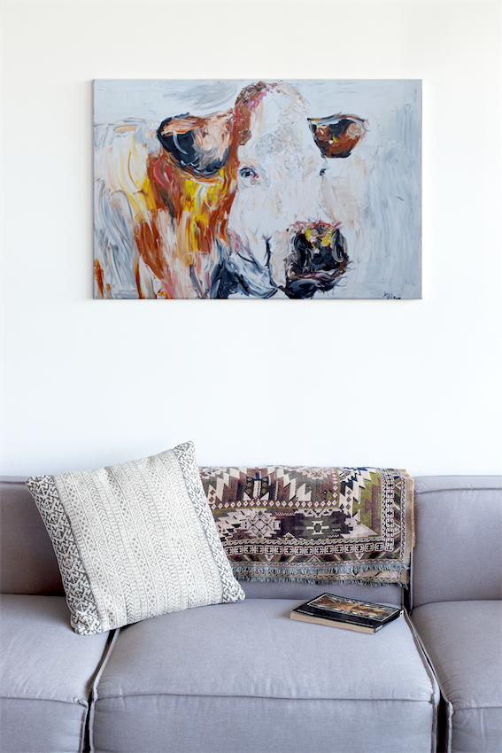 'Bella' is a signed, original, acrylic painting on canvas by Maire Claire Allsopp.  Marie-Claire’s collections of artwork has continued to grow, 'Bella' is from her original iconic cow collection.